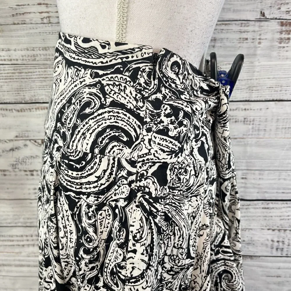 Chaps Skirt size 10 Black White Paisley Knee Full Boho Peasant Modest Summer